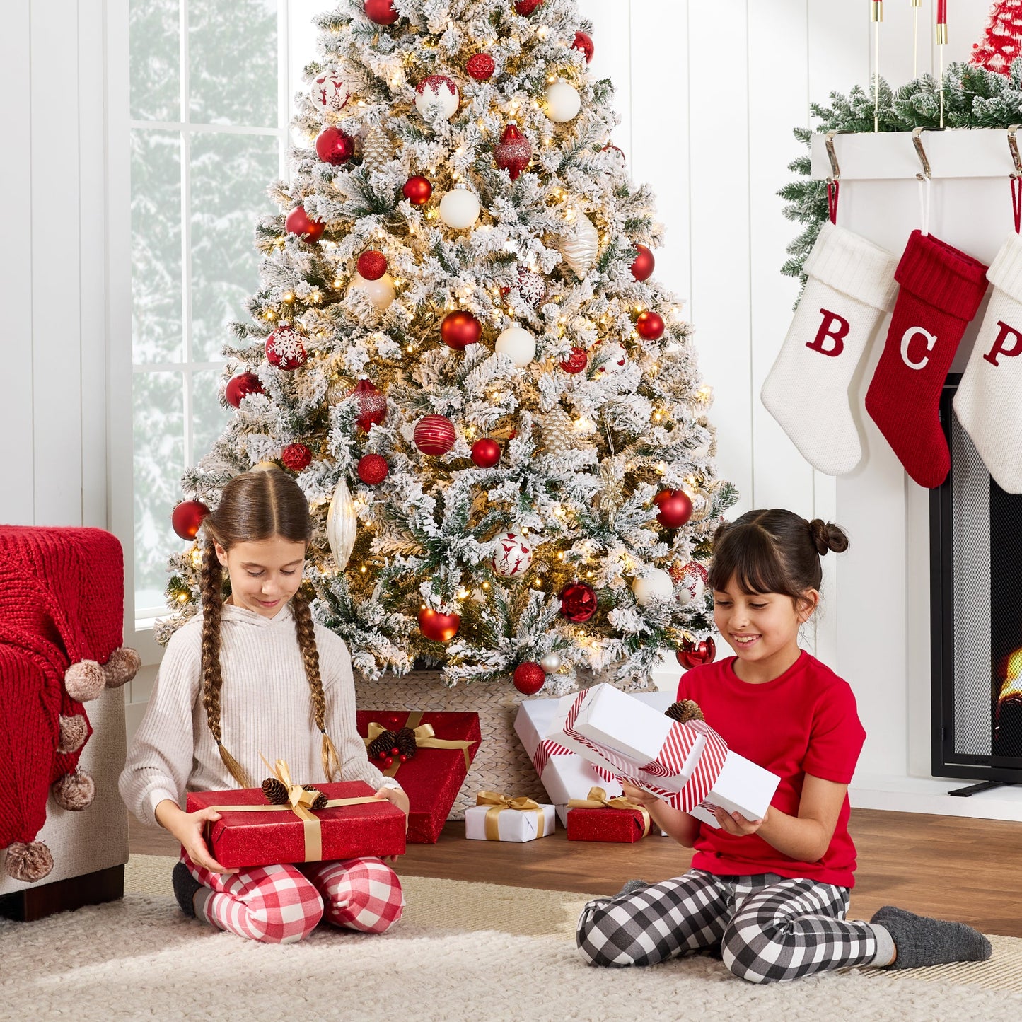 Pre-Lit Snow Flocked Artificial Pine Christmas Tree w/ Warm White Lights